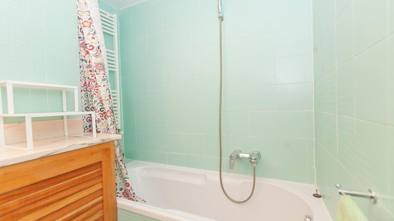 Pateras Flower-rental In Apartamento