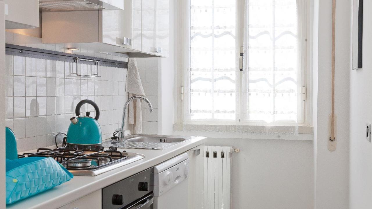 Pateras Flower-rental In Apartamento Roma